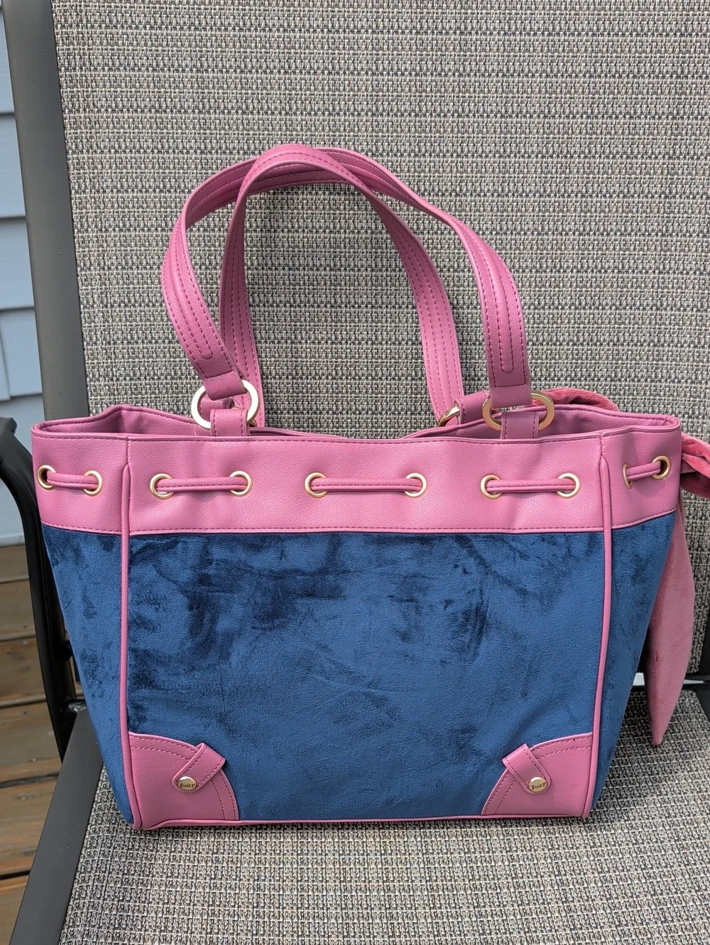 Juicy Couture Exclusive 